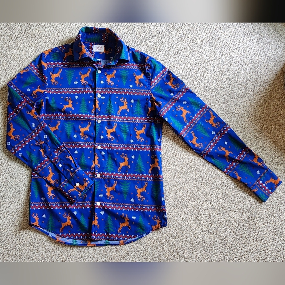 Mens Christmas button down shirt S